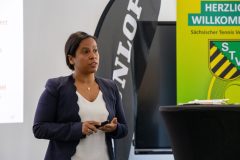 Luana Cristina dos Santos Held. 